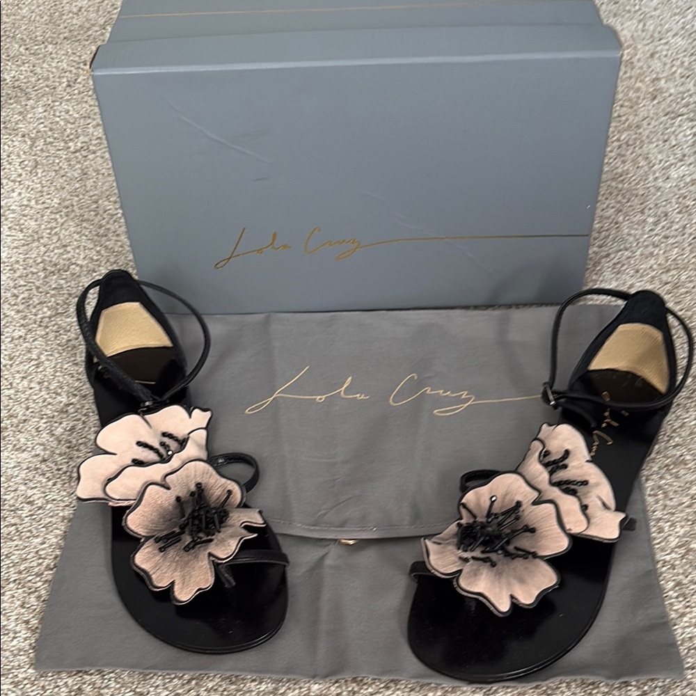 Lola Cruz floral sandals